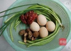 腊味彩疏炒饭的做法图解1