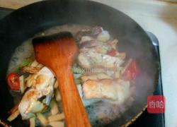 鲢鱼酸笋的做法图解12