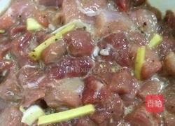 尖椒牛肉丁的做法图解6