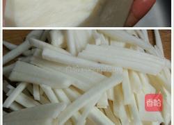 大蒜炒年糕的做法图解2