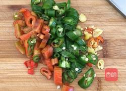 蒜苗炒肉的做法图解3