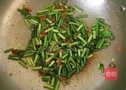 蒜苗炒肉的做法图解5