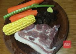 香菇肉馅水饺的做法图解1