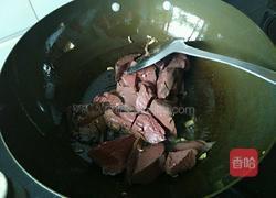 猪血炆芋子的做法图解5