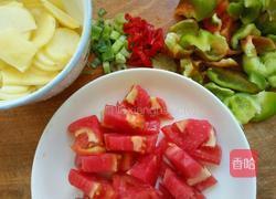 番茄土豆片的做法图解1
