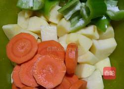 鸡胸肉咖哩的做法图解2