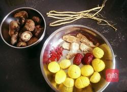 板栗鸡汤的做法图解1