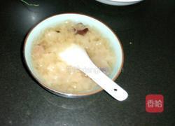 银耳红枣汤的做法图解1