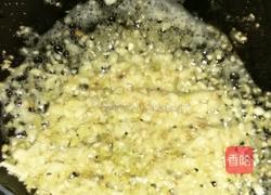 粉丝蒸扇贝的做法图解3