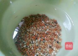 猪筒骨煲赤小豆的做法图解2