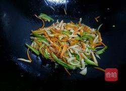 胡萝卜炒杏鲍菇的做法图解8