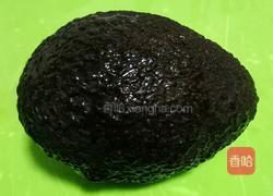 自制牛油果酱的做法图解1