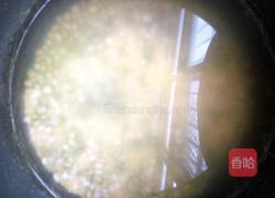 绿豆麦仁小米红薯粥的做法图解7