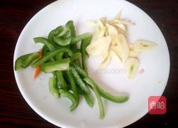 清炒胡萝卜丝的做法图解3