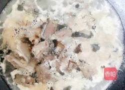 红烧牛肉炖土豆的做法图解3