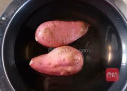 微波炉烤地瓜的做法图解1