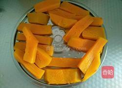 花样馒头(南瓜面)的做法图解1