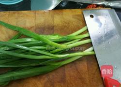 大蒜煎豆腐的做法图解2