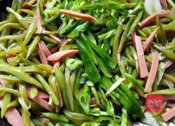 芸豆炒火腿肠的做法图解8