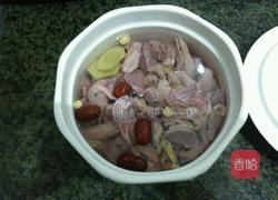 北芪党参炖鸽子的做法图解5