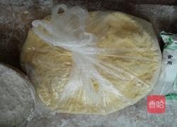 贴玉米饼子的做法图解1