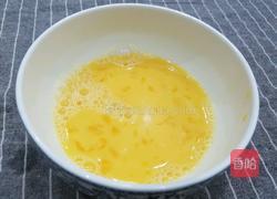 茼蒿菜炒鸡蛋的做法图解2