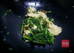 茼蒿菜炒鸡蛋的做法图解9