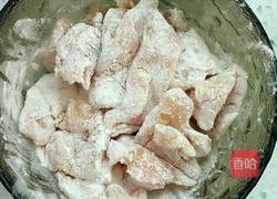 糖醋鸡片的做法图解2