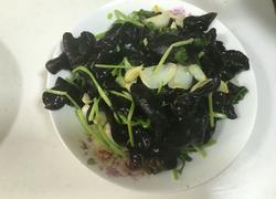 西芹百合炒木耳