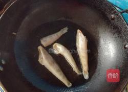 番茄冰鱼的做法图解2