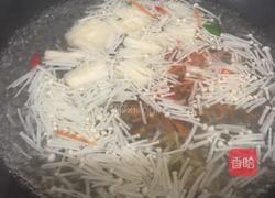 金针菇海蛎汤的做法图解5