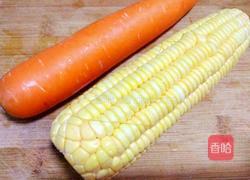 玉米胡萝卜排骨汤的做法图解2