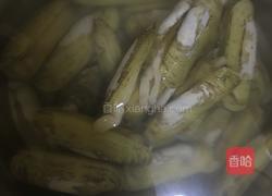 爆炒蛏子的做法图解1