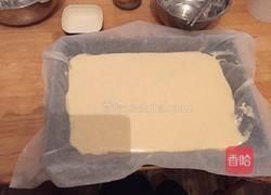 瑞士蛋糕卷的做法图解4