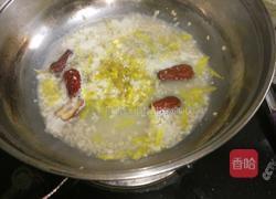 红枣麦片菊花粥的做法图解4