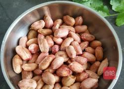 花生卤猪皮的做法图解1