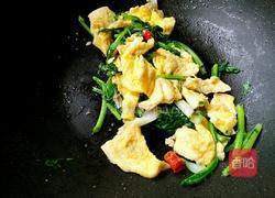 鸡蛋烩茼蒿的做法图解11