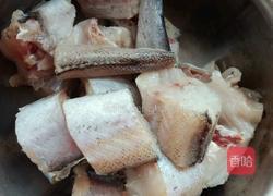 炸鳕鱼的做法图解2