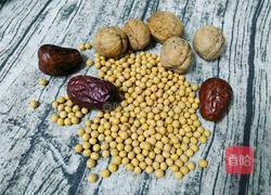 核桃养生豆浆的做法图解1