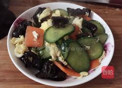 木耳黄瓜炒鸡蛋的做法图解6