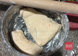 自制胡萝卜面条的做法图解3