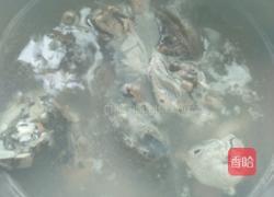 黄芪党参乌鸡汤的做法图解1