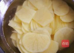 土豆回锅肉的做法图解3