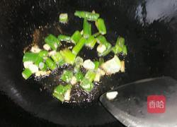 猪皮炖鸡的做法图解2