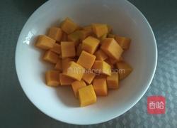 小米南瓜粥的做法图解2