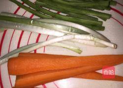 鸡腿蔬菜卷的做法图解6