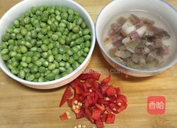 腊肉烧豌豆的做法图解1