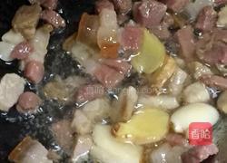 腊肉烧豌豆的做法图解4