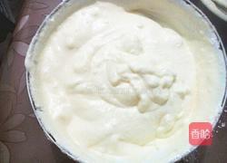 戚风蛋糕的做法图解7