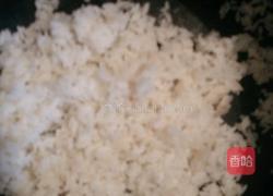 巧吃剩米饭的做法图解1